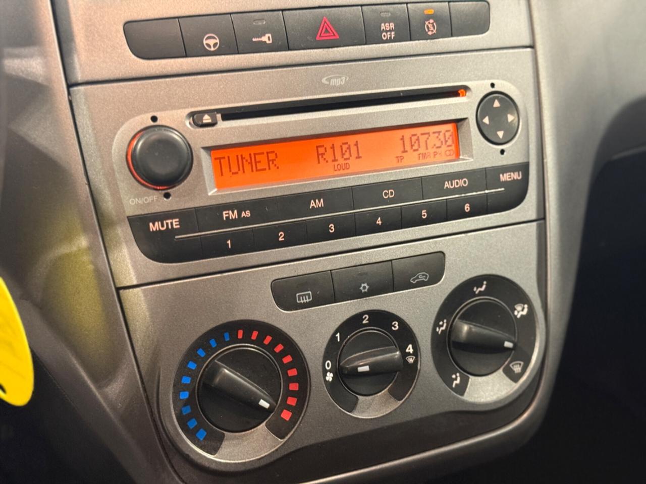 Fiat Punto 1.4 8V 5 porte Easypower Lounge