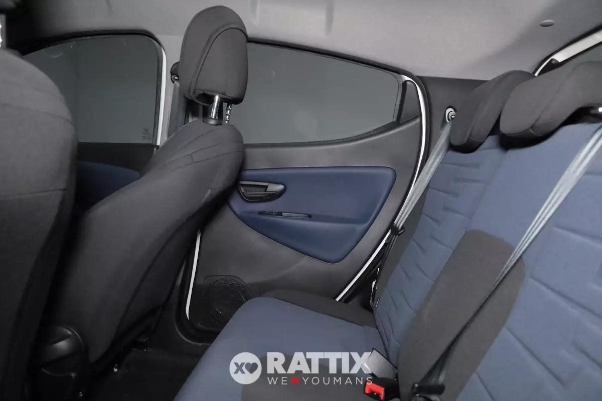 Lancia Ypsilon 1.0 Firefly Hybrid 70CV Platino