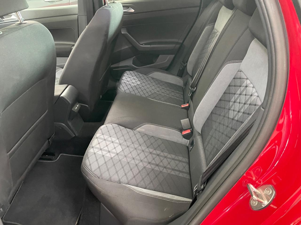 Volkswagen Taigo 1.0 TSI 115 CV DSG R-Line Led Telec. Keyless
