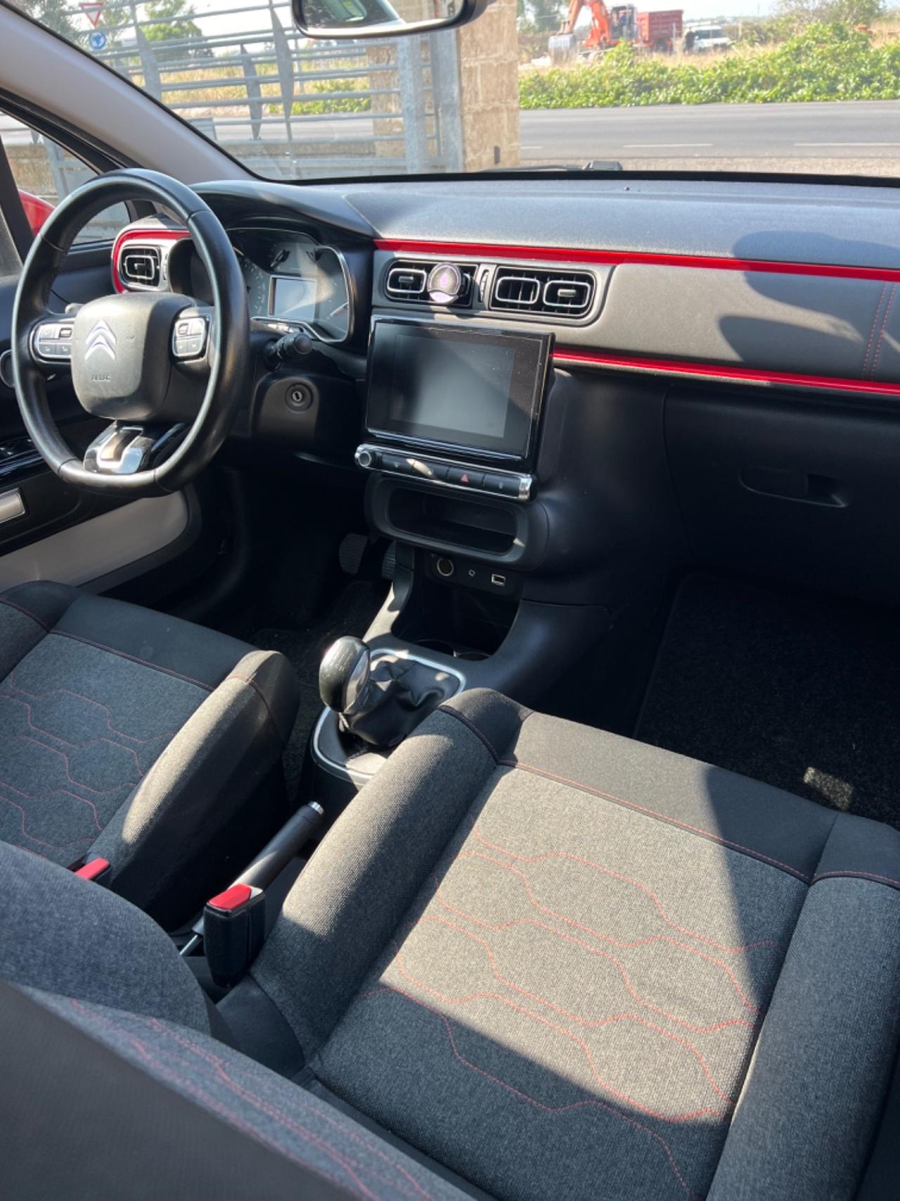 Citroen C3 PureTech 82 Shine xfetta!!! Km ufficiali!!