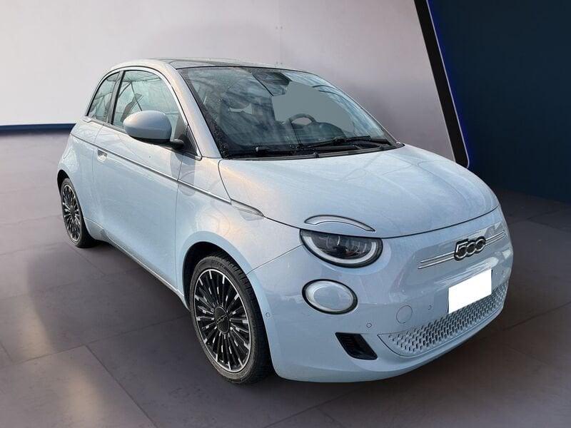FIAT 500e 42 kWh La Prima