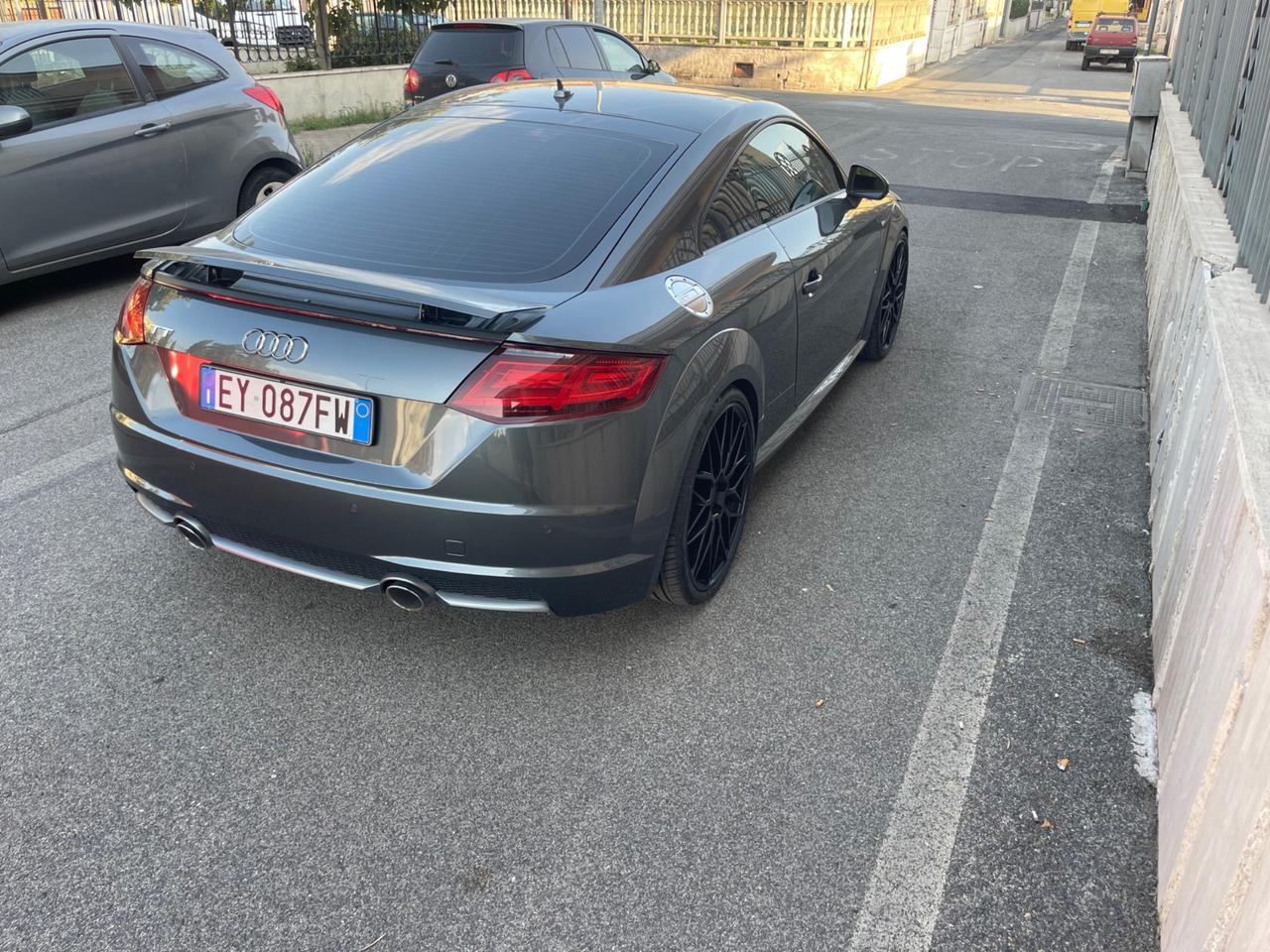 Audi TT Coupé 2.0 TDI ultra S line