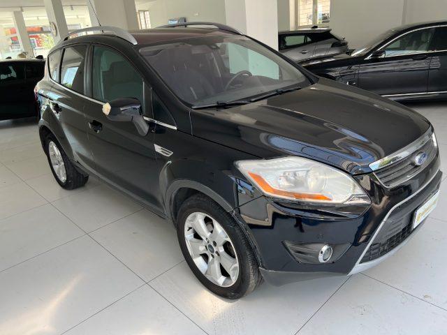 FORD Kuga + 2.0 TDCi 136 CV 2WD DPF
