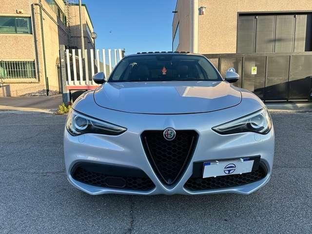 Alfa Romeo Stelvio 2.2 AT8 Q4 Veloce 210cv