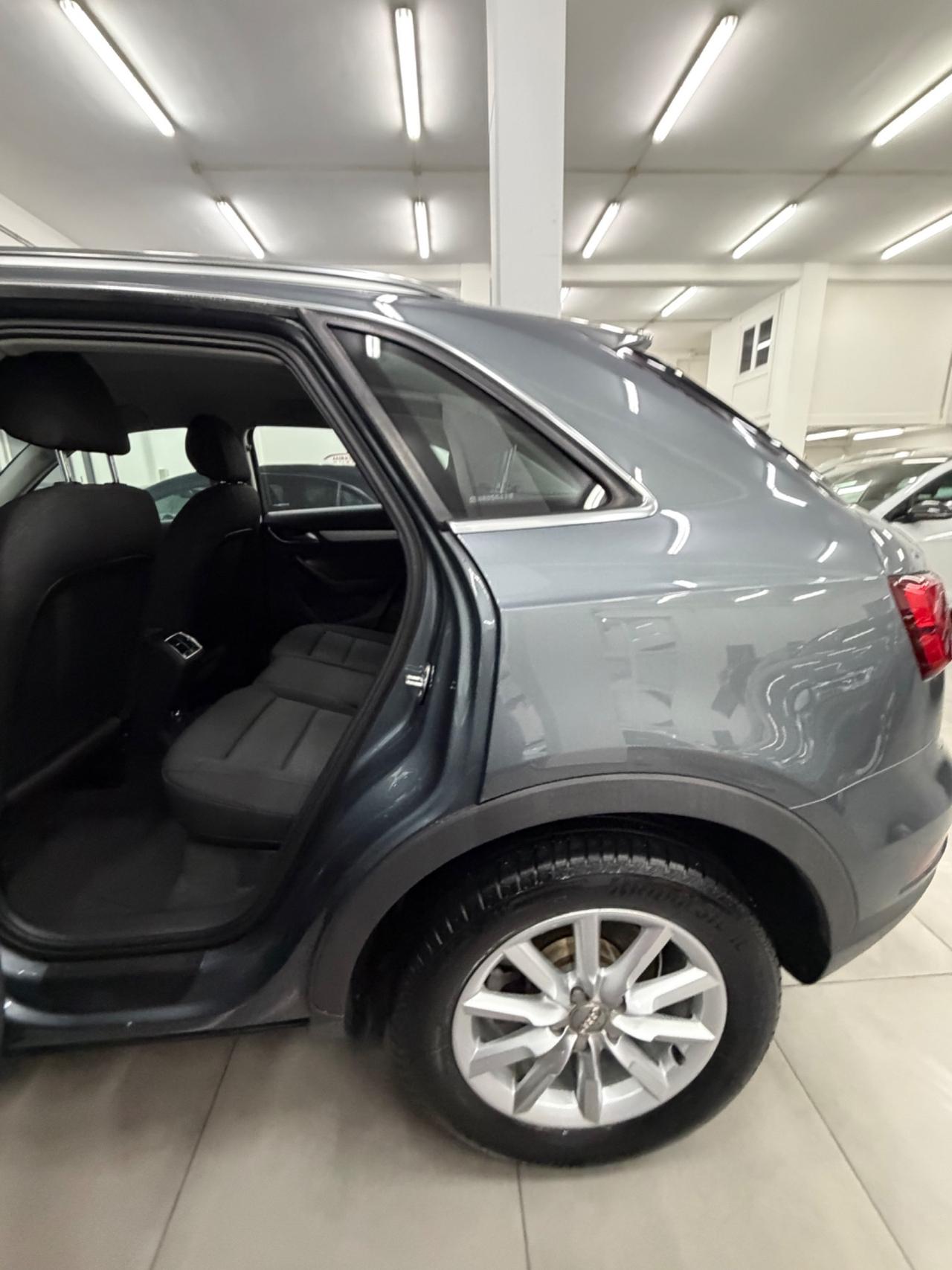Audi Q3 2.0 TDI 150 CV Sport finanziabile