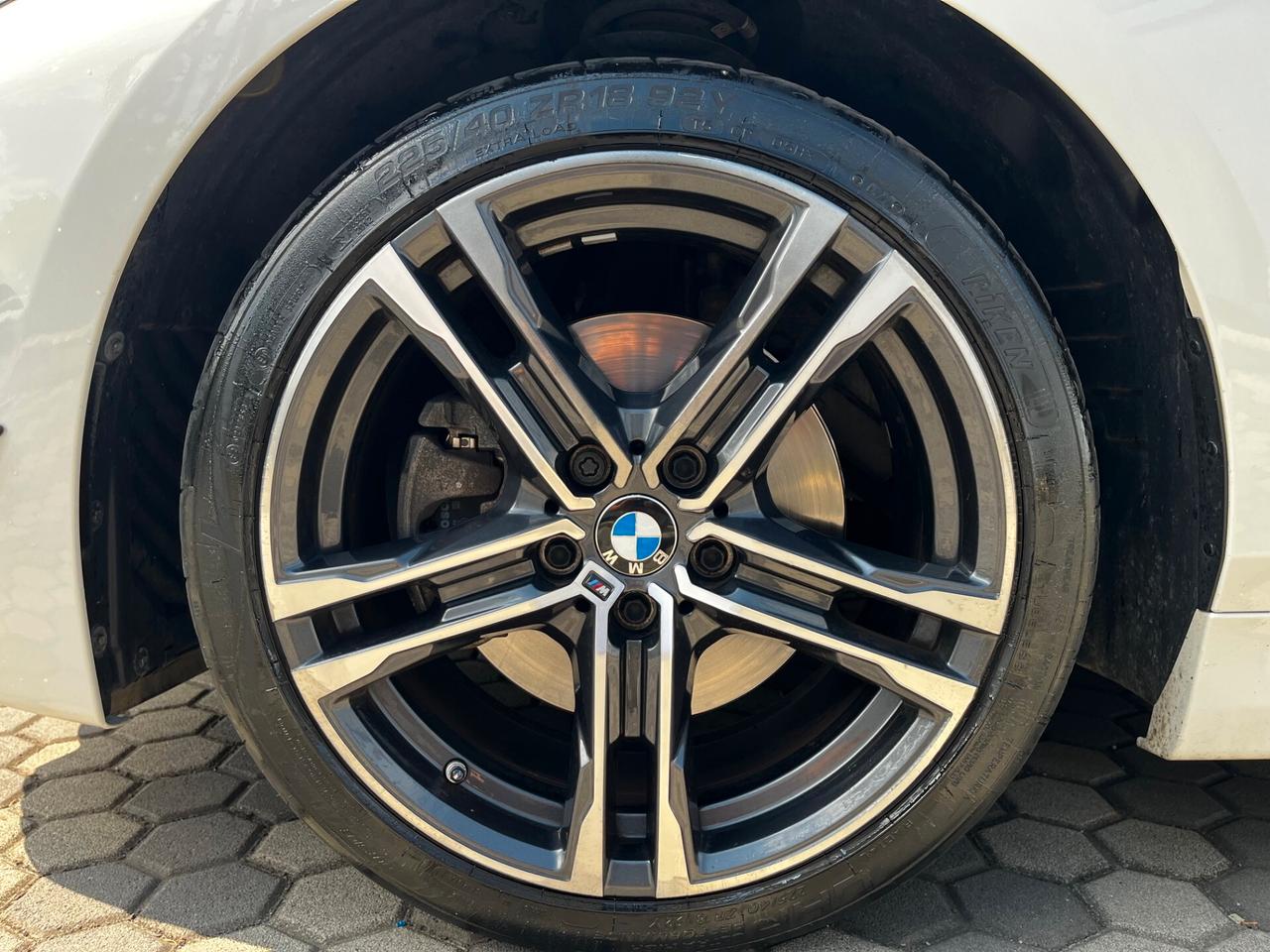 Bmw 116 116d 5p. Msport