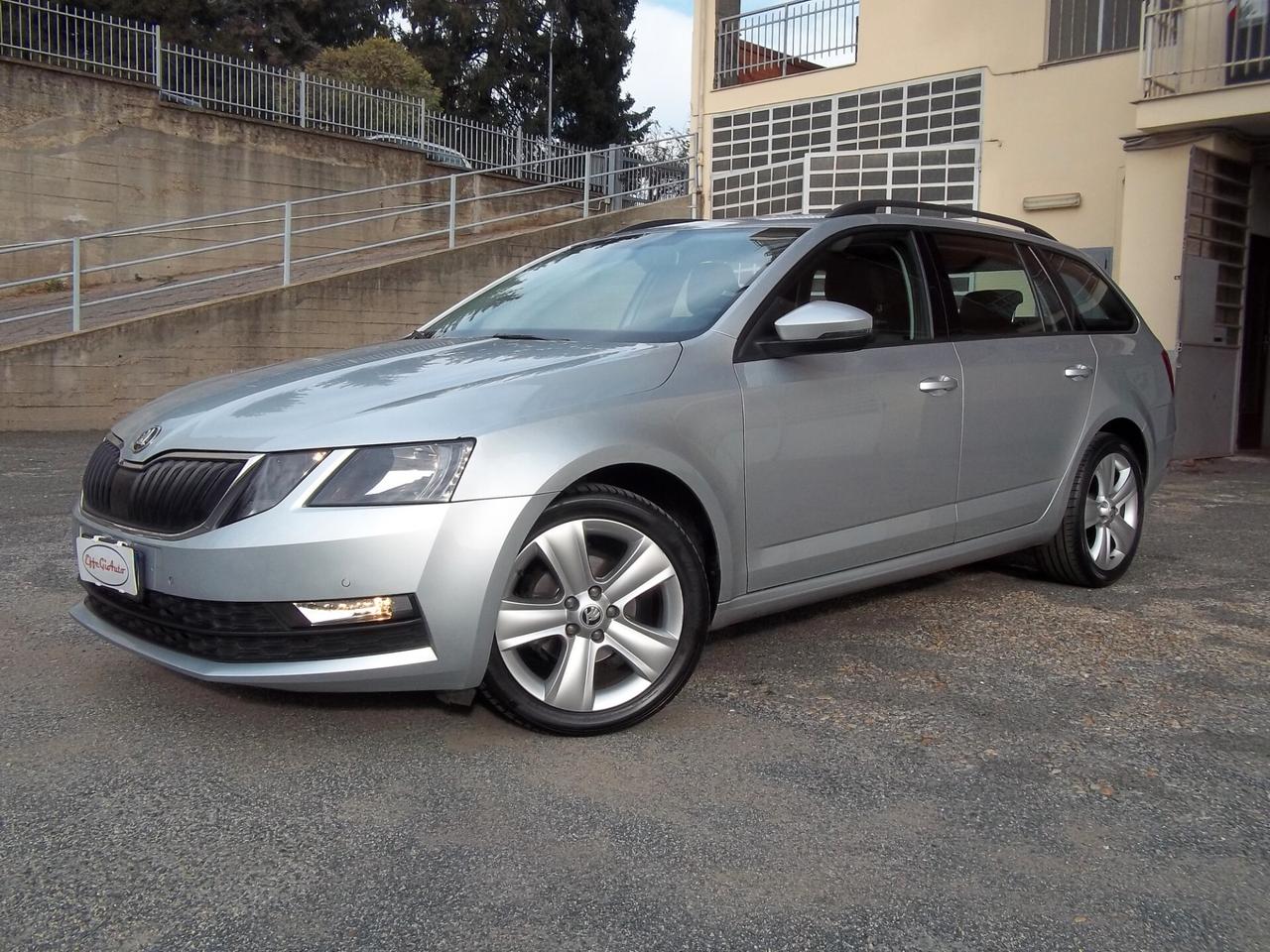 Skoda Octavia Wagon Style 1.6 TDI DSG Cambio automatico/Sequenziale Euro 6d-Temp