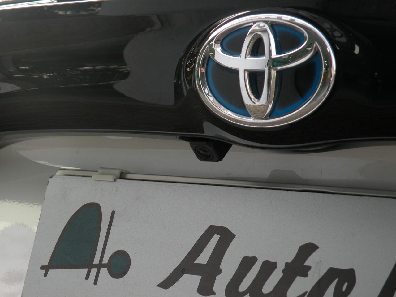 TOYOTA YARIS HYBRID - NOLEGGIO