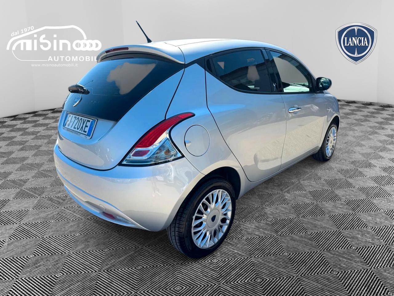 Lancia Ypsilon 5 porte - 2017 PROMOFIN!!!