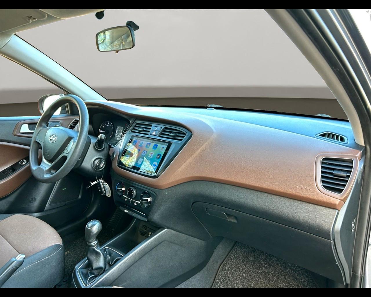 HYUNDAI i20 II - i20 5p 1.2 Classic 75cv