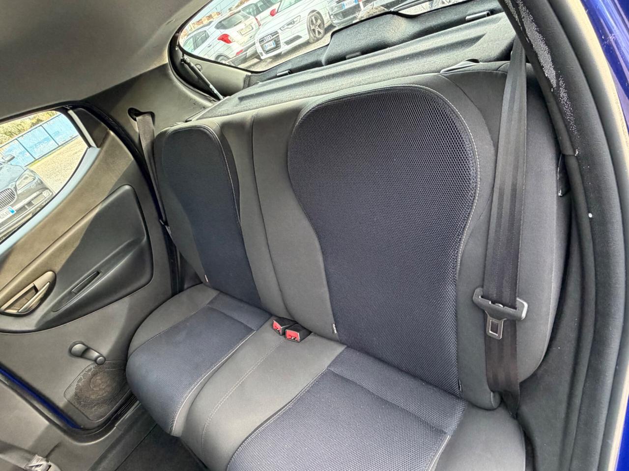 Lancia Ypsilon 1.2 69 CV 5 porte GPL Ecochic Silver