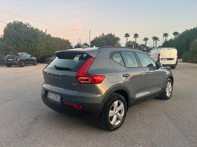 VOLVO XC40 D3 AWD GEARTONIC R-DESIGN