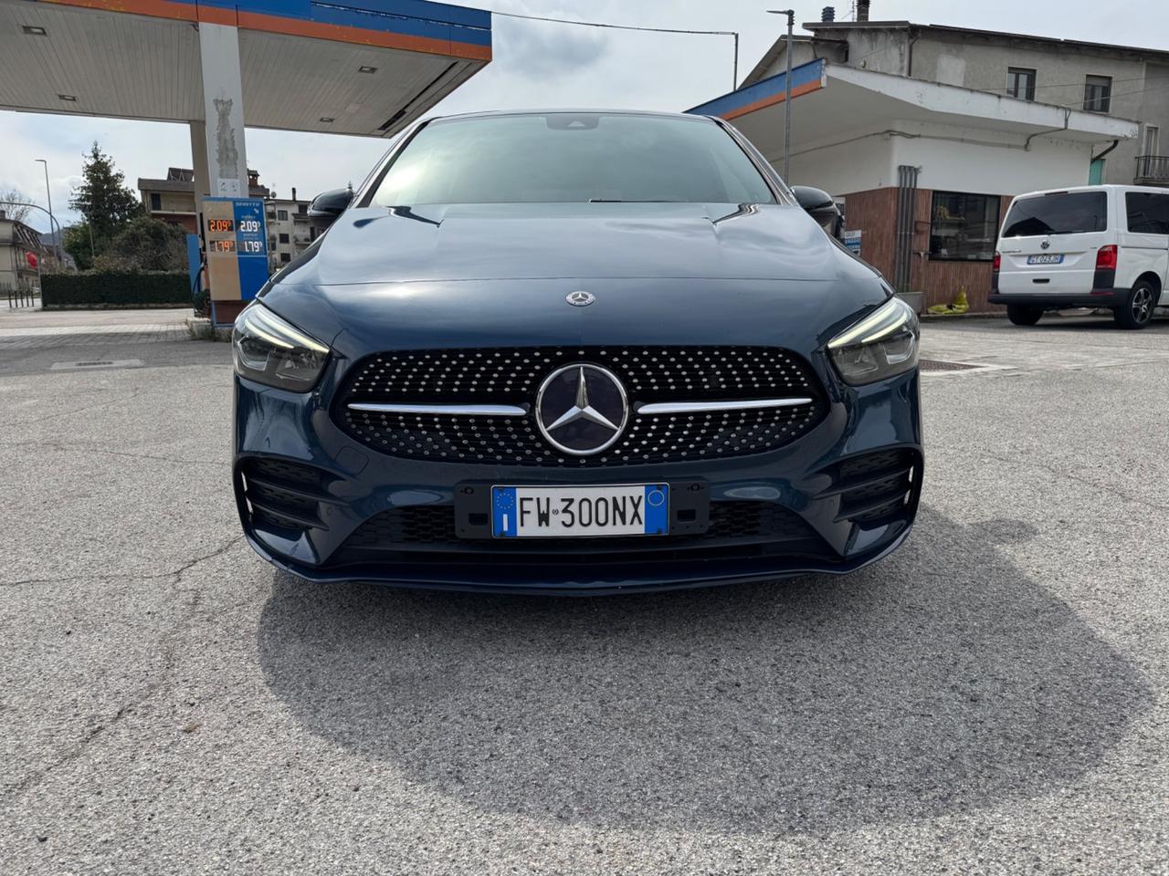 Mercedes-benz B 200 d Premium AMG