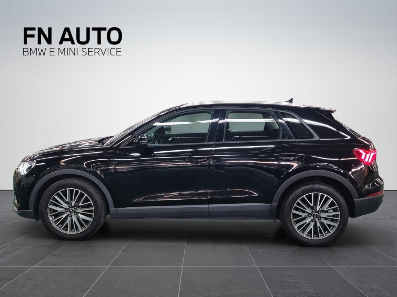 Audi Q3 35 TDI S tronic Business