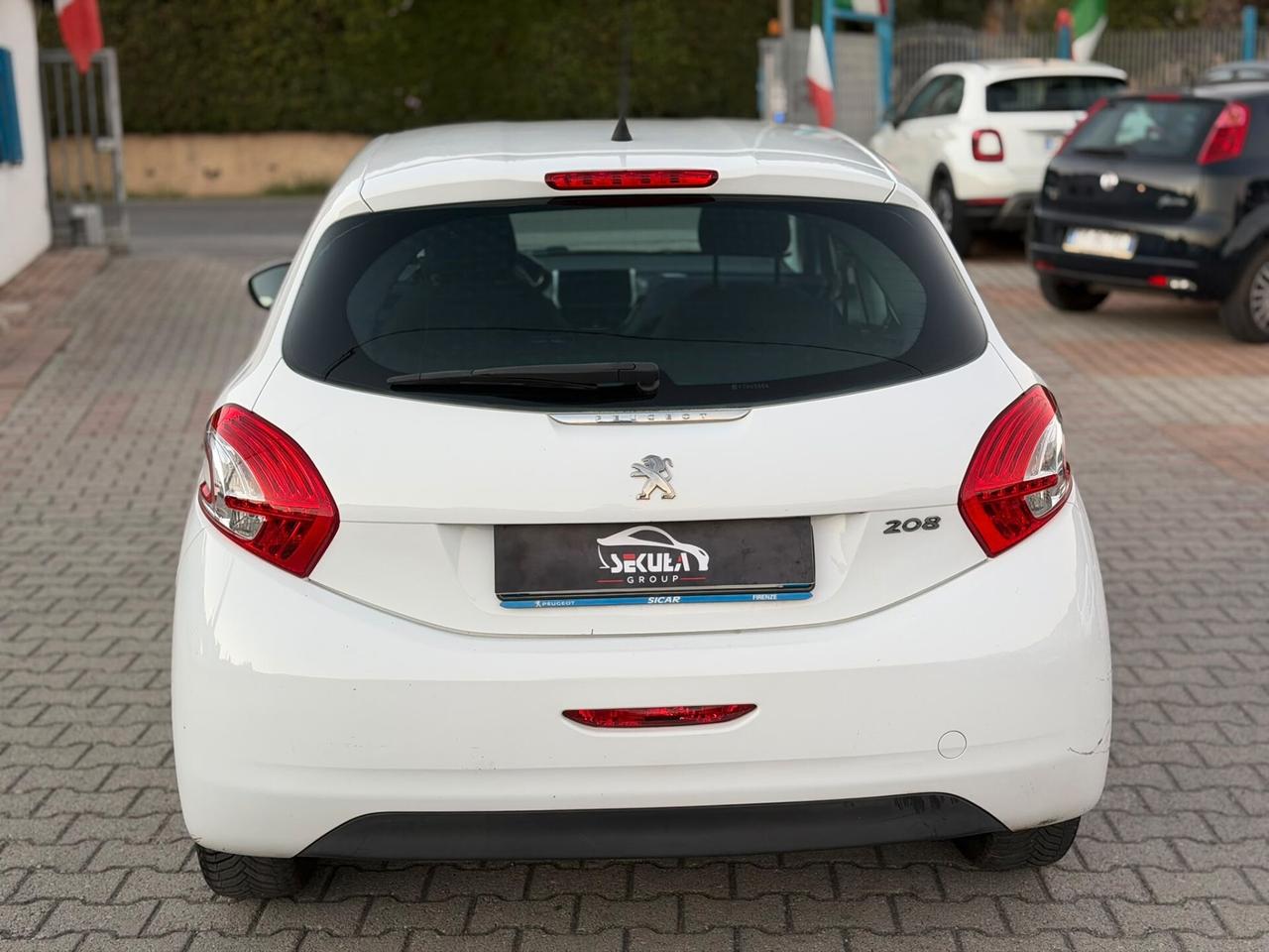 Peugeot 208 1.4 HDi 68 CV 5 porte Access