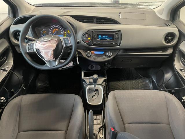 TOYOTA Yaris 1.5 HYBRID 73CV CAMBIO AUTOMATICO