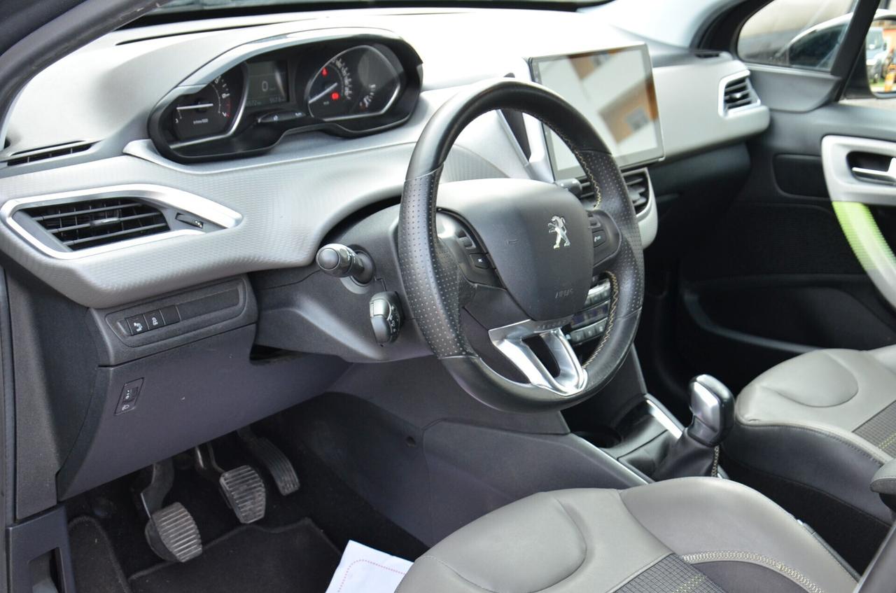 Peugeot 208 PureTech 82 5 porte Allure