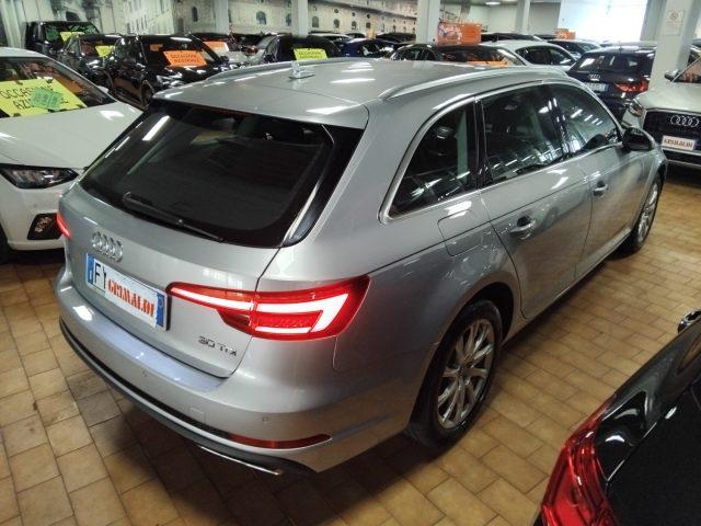 AUDI A4 Avant 30 TDI S tr. Busin. EVO 17"C/GRIMALDI SP.DAY