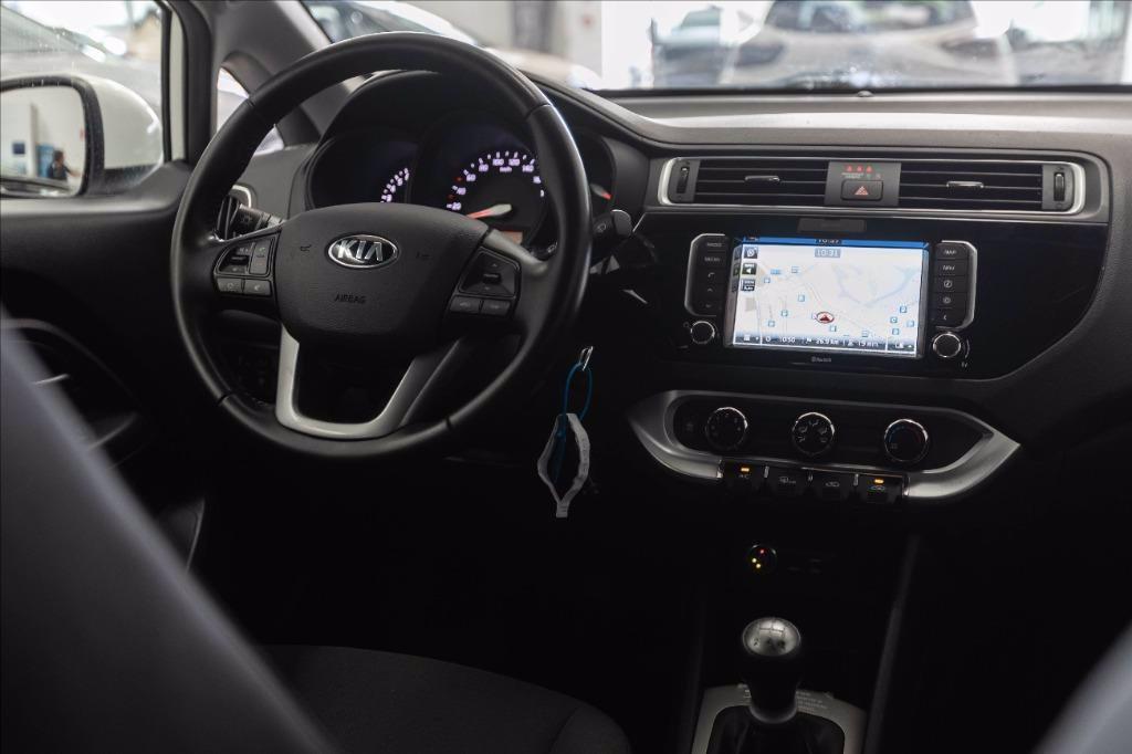 KIA Rio 5p 1.2 Cool eco Gpl del 2017