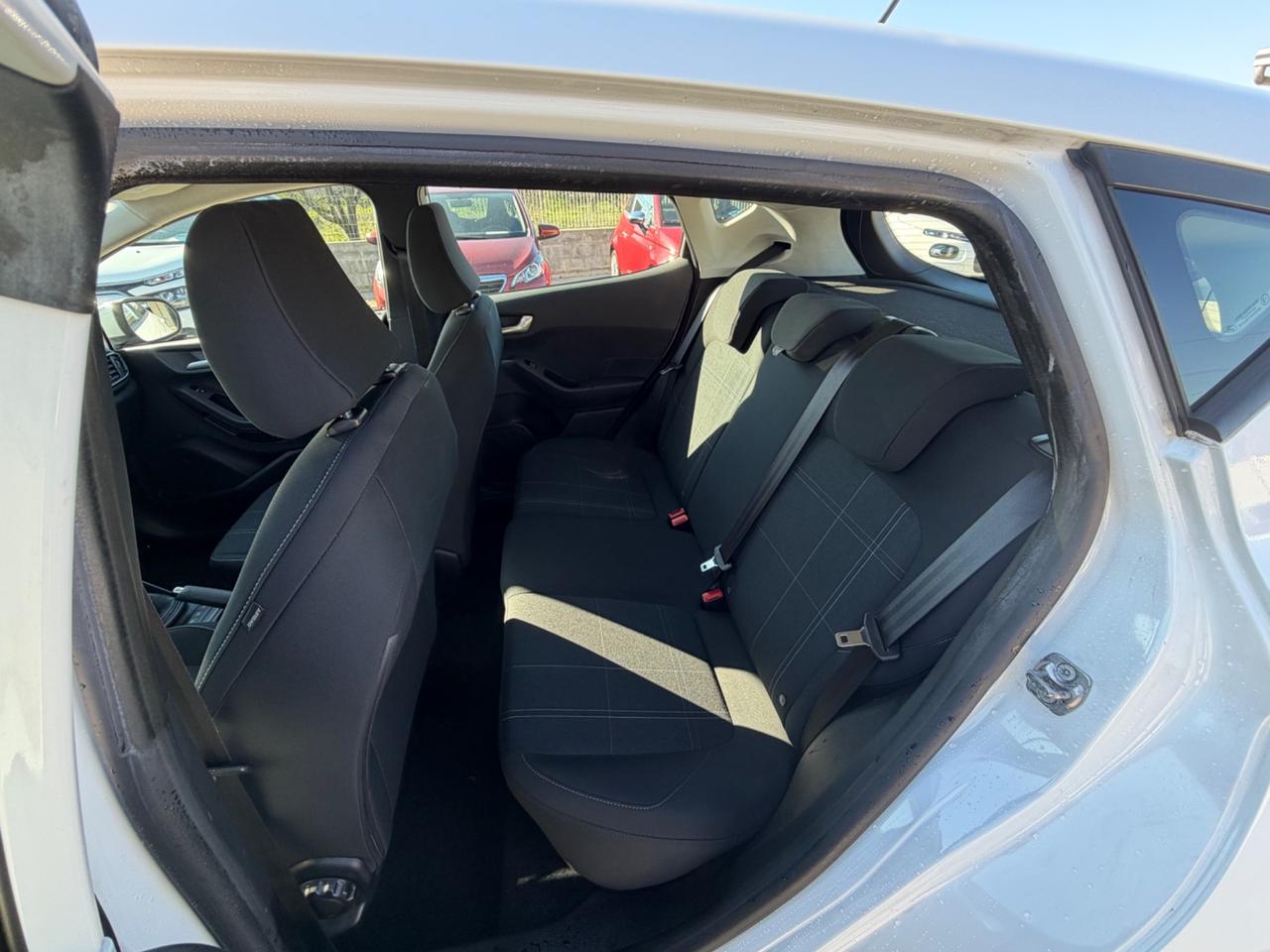 Ford Fiesta 1.5 EcoBlue 5 porte Connect