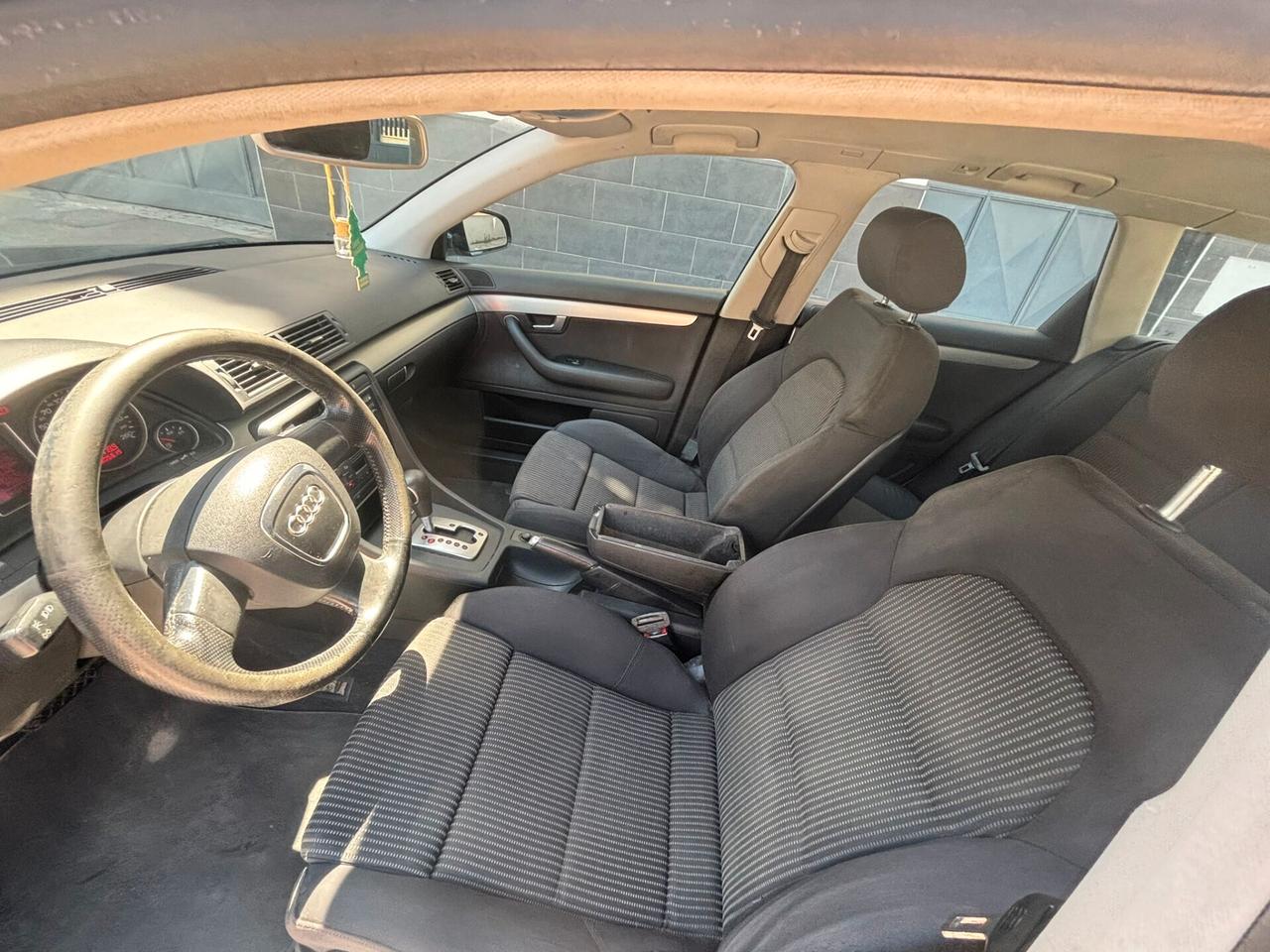 Audi A4 2.0 16V TDI Avant Top