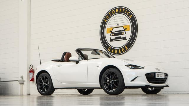 MAZDA MX-5 2.0L Skyactiv-G Kazari