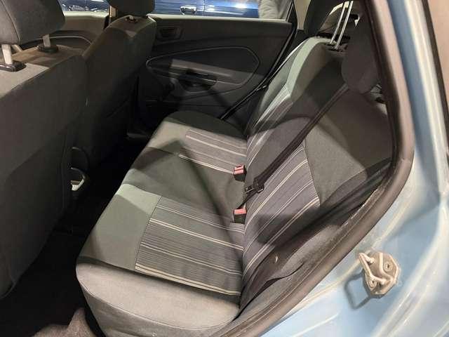 Ford Fiesta Benzina Neopatentati Distribuzione Ok