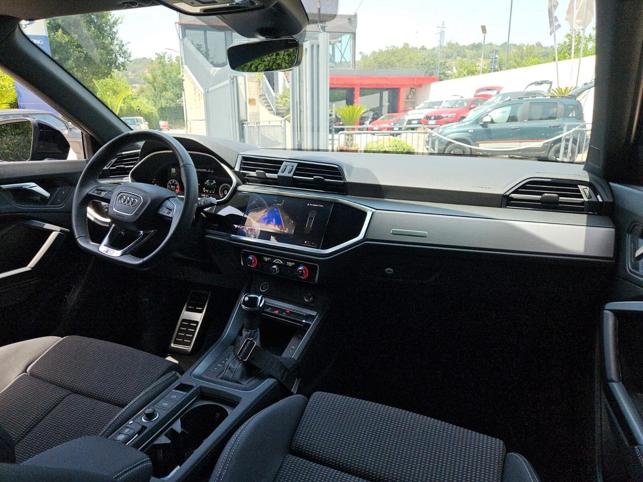 Audi Q3 SPB 35 TDI S tronic line Black Identity