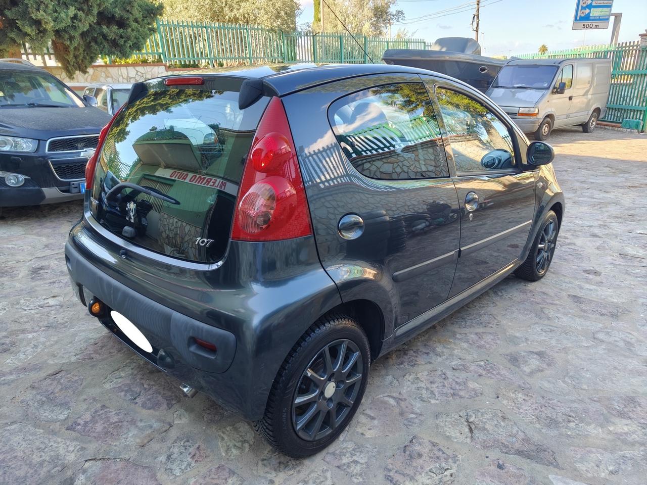 Peugeot 107 1.0 68CV Urban Move UNICO PROPIETARIO