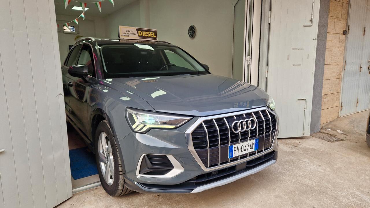 Audi Q3 2.0 TDI 150 CV S tronic Sport