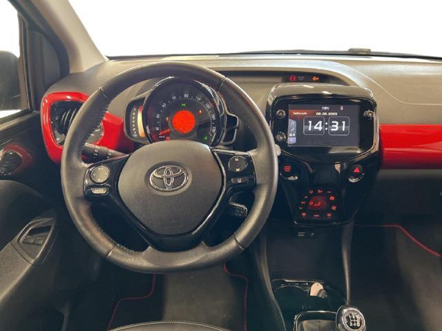TOYOTA Aygo Connect 1.0 VVT-i 72 CV 5 porte x-clusiv red style