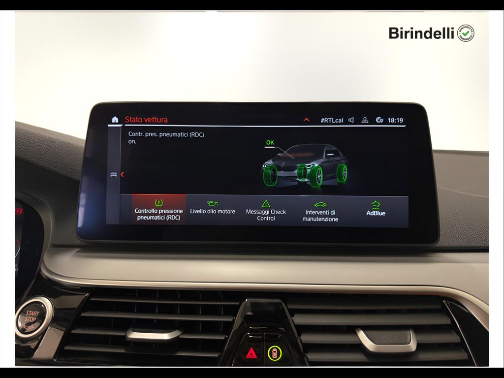 BMW Serie 5(G30/31/F90) - 520d 48V xDrive Business