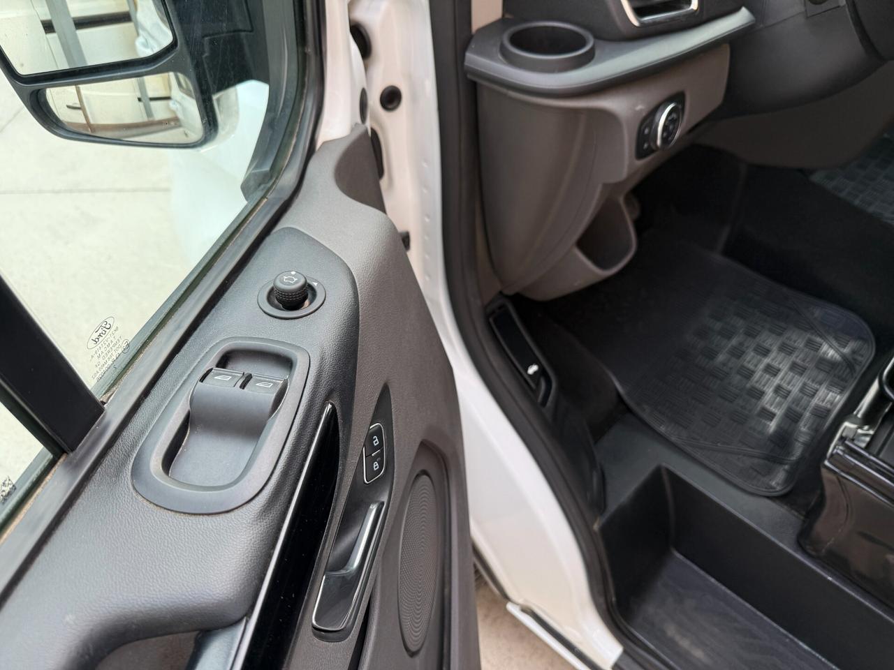 Ford Transit Custom 2.0 TDCI 130cv 6 Posti N1 Titanium