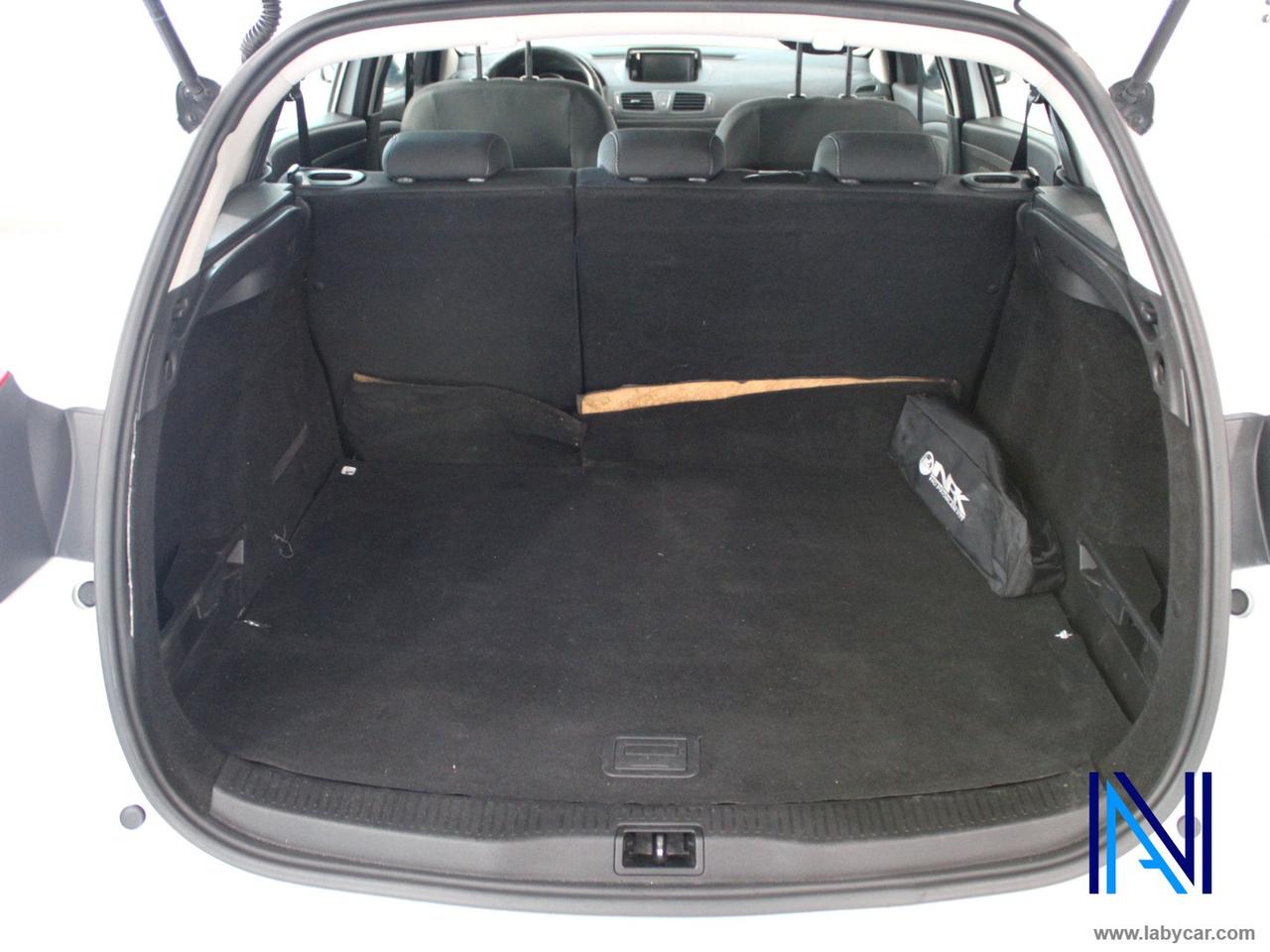 RENAULT Mégane 1.5 dCi 110 CV S&S SporTour Wave
