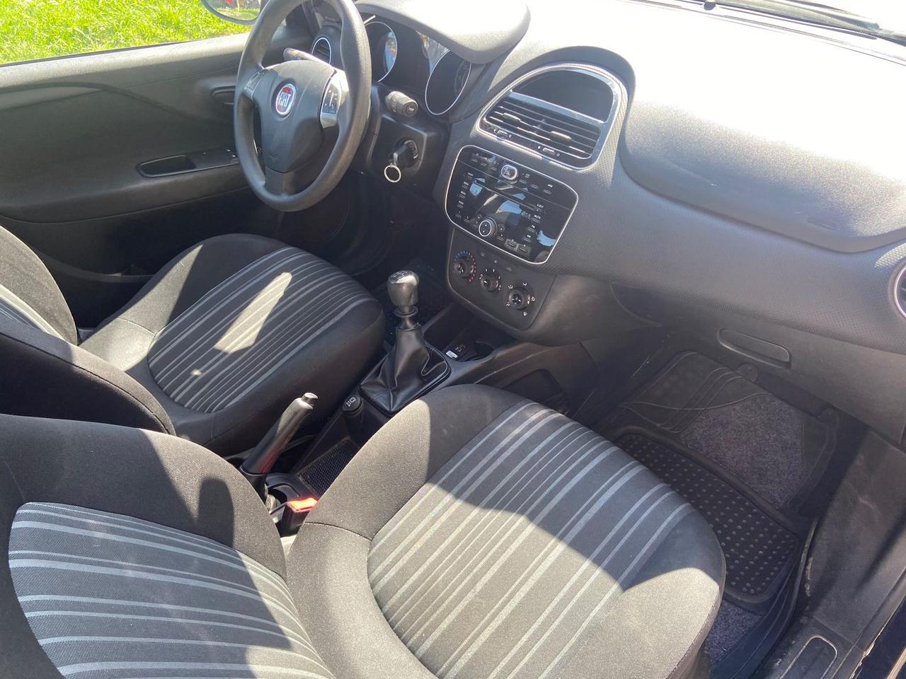 Fiat Punto Evo 1.4 Blue&Me