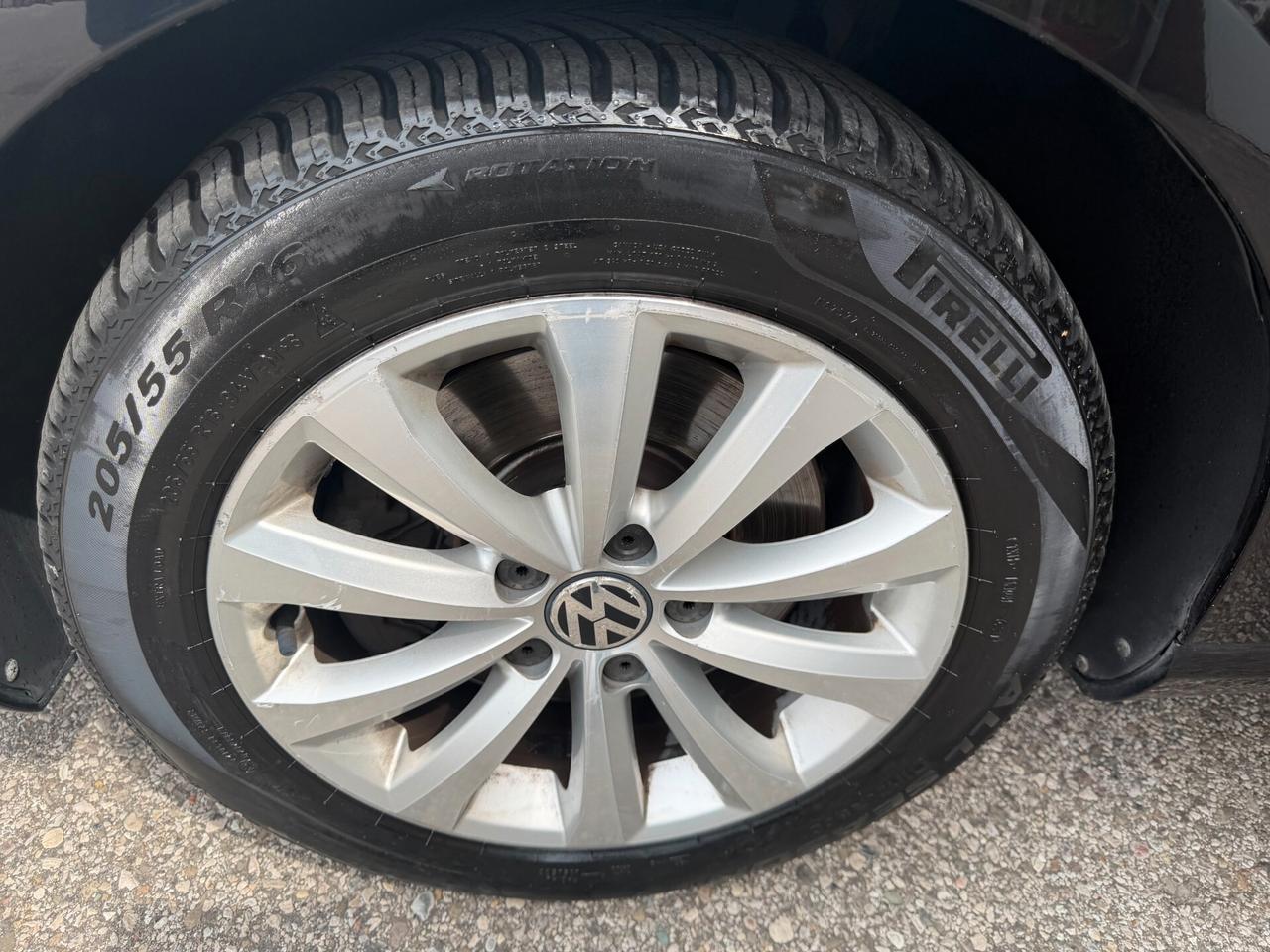 Volkswagen Passat Var. 2.0 TDI Comfortline con Gancio Traino