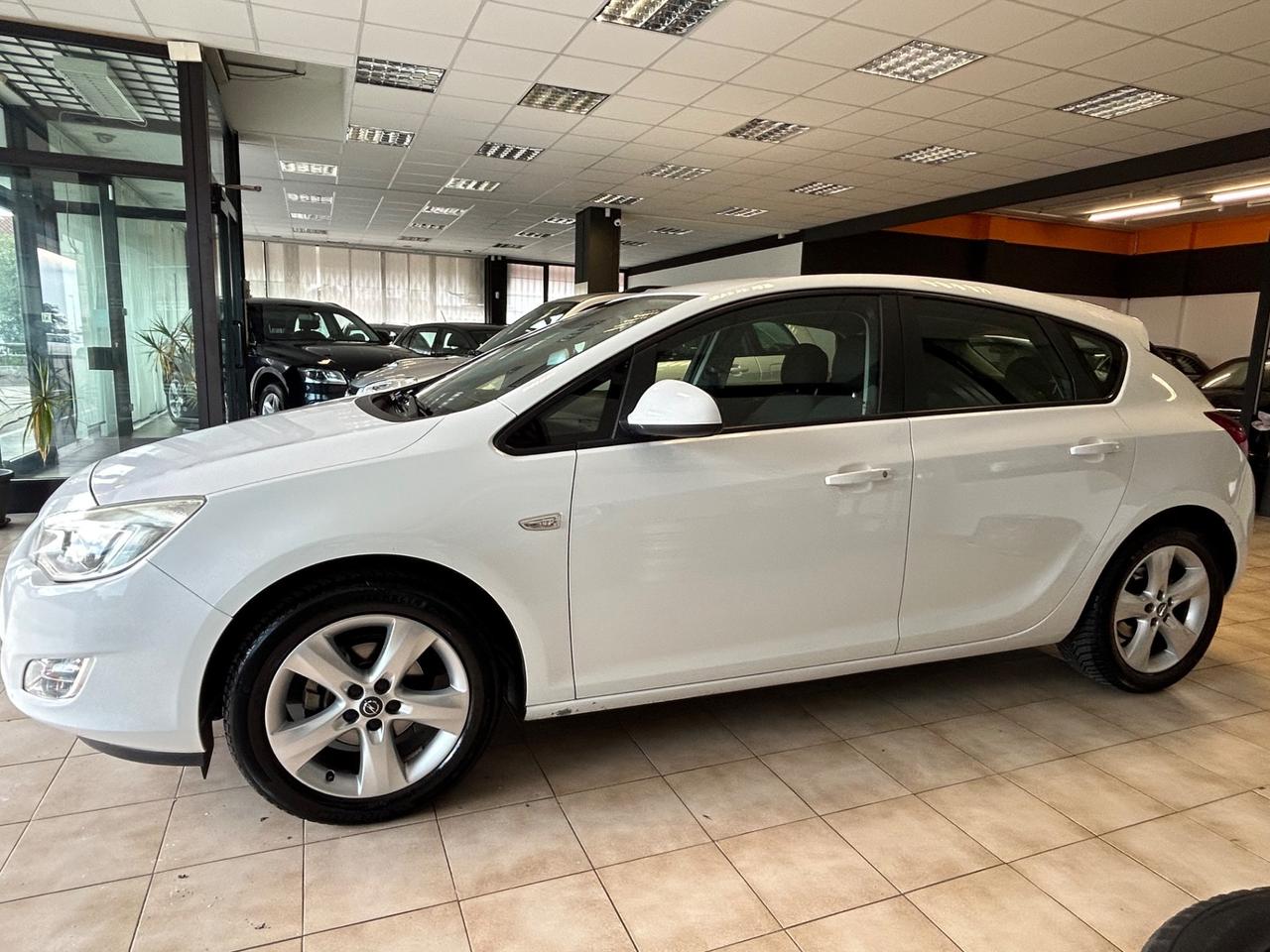 Opel Astra - 2010 1.4 GPL 100cv 174.000 km
