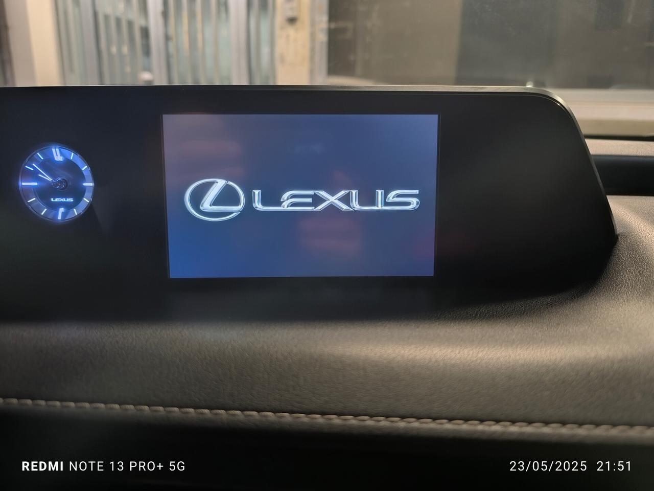 Lexus UX Hybrid Business Full Optional