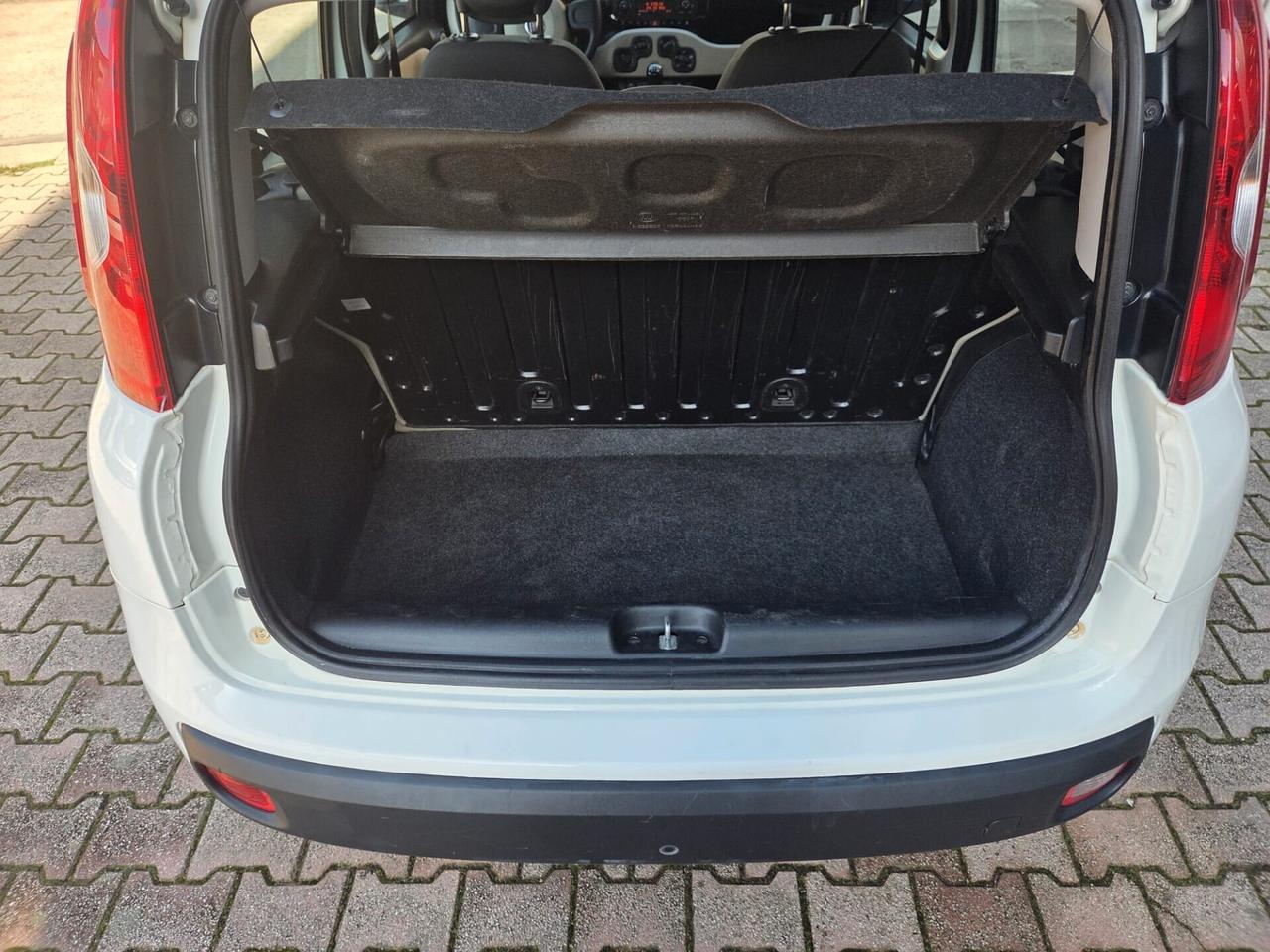 Fiat Panda 1.3 MJT 75 cv LOUNGE