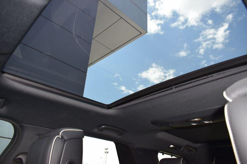 Land Rover Discovery 3.0D I6 300 CV AWD Auto R-Dynamic HSE
