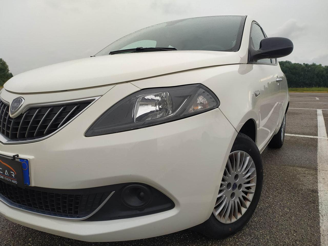 Lancia Ypsilon Silver 1.0 FireFly MHEV #6353