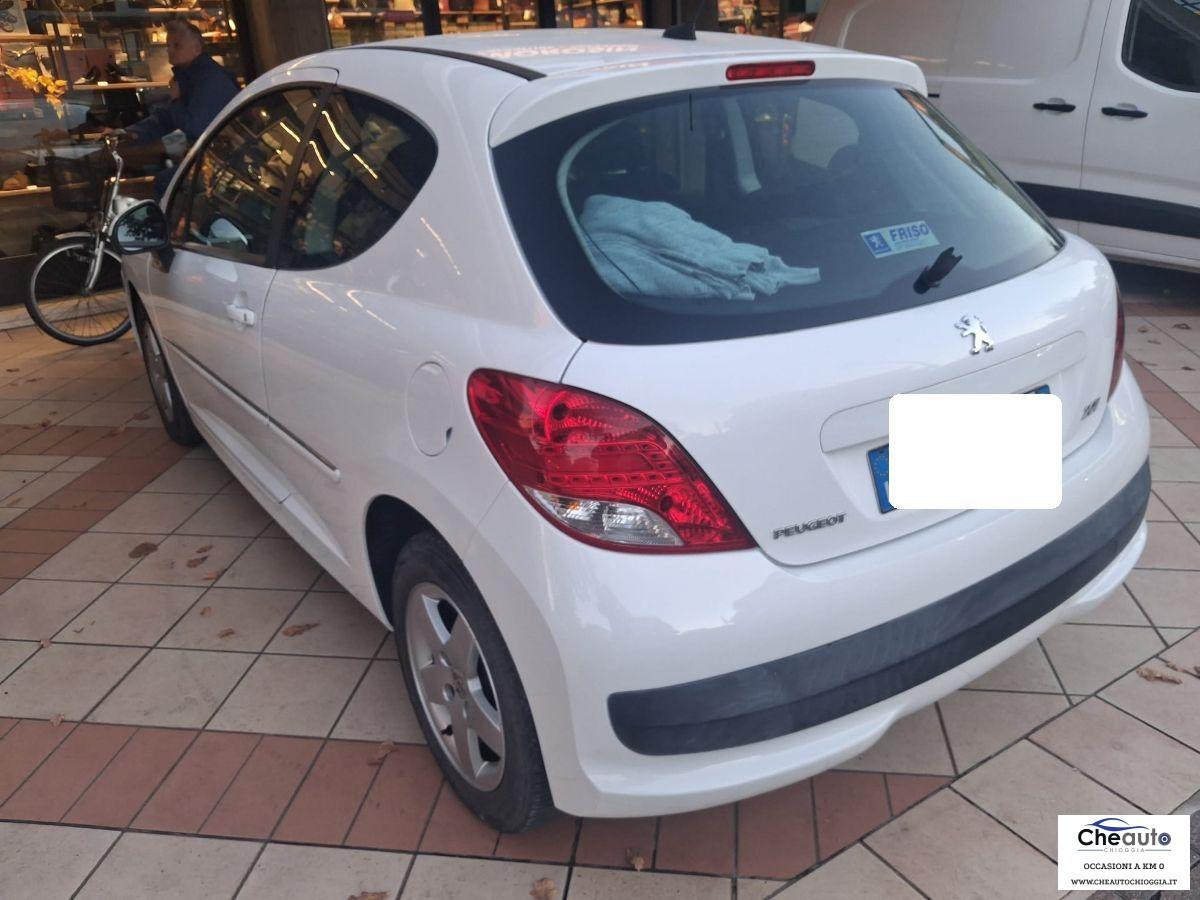 PEUGEOT - 207 - HDi 70CV 3p. X Line