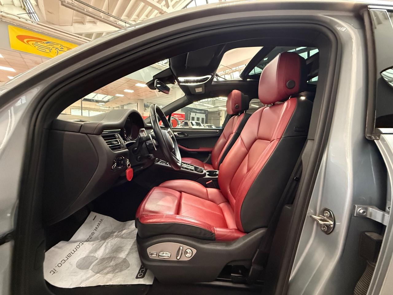 Porsche Macan 2.0 T GARANZIA 12 porsche approved SOLO KM 29.000