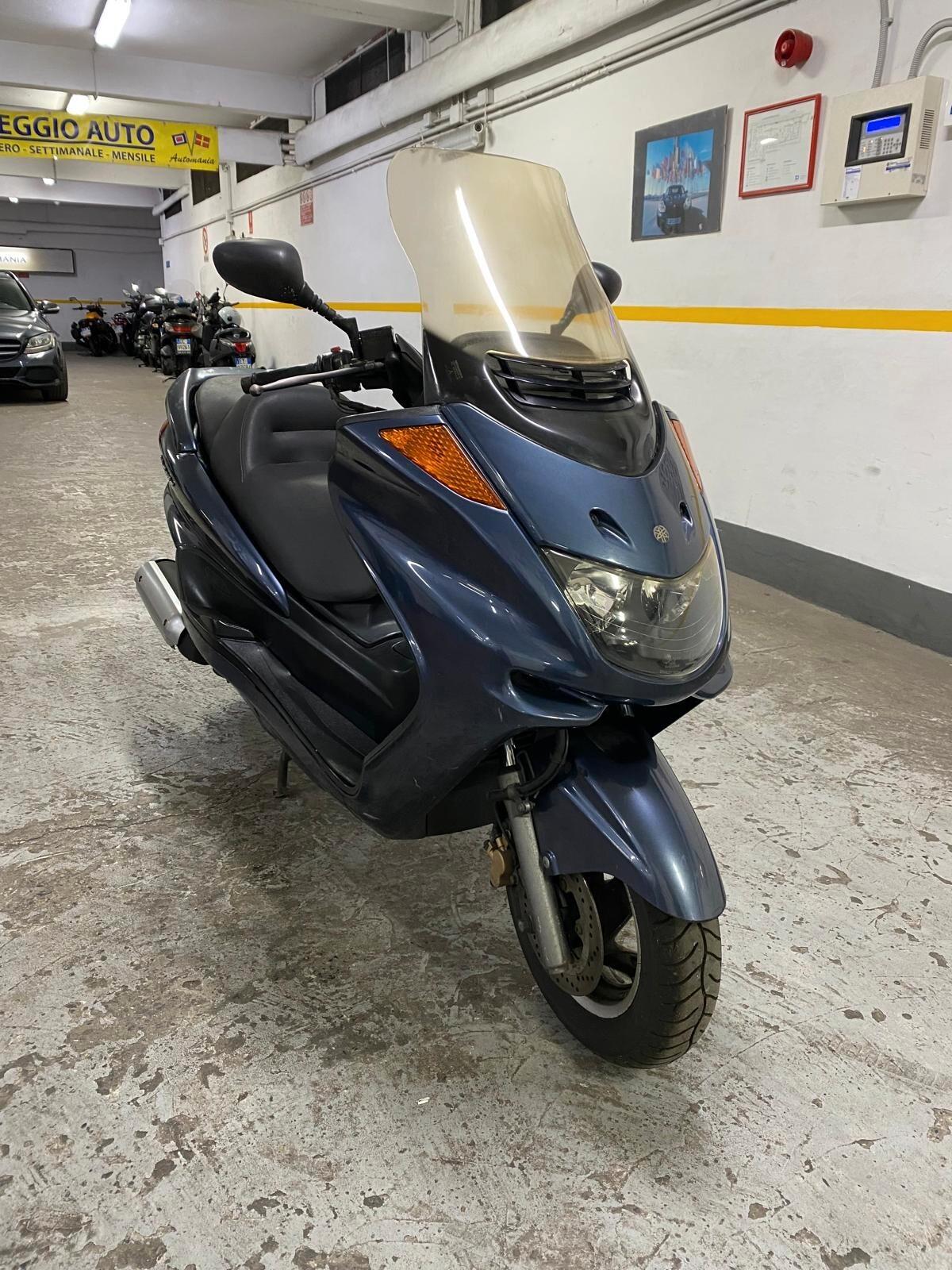 Yamaha Majesty 250