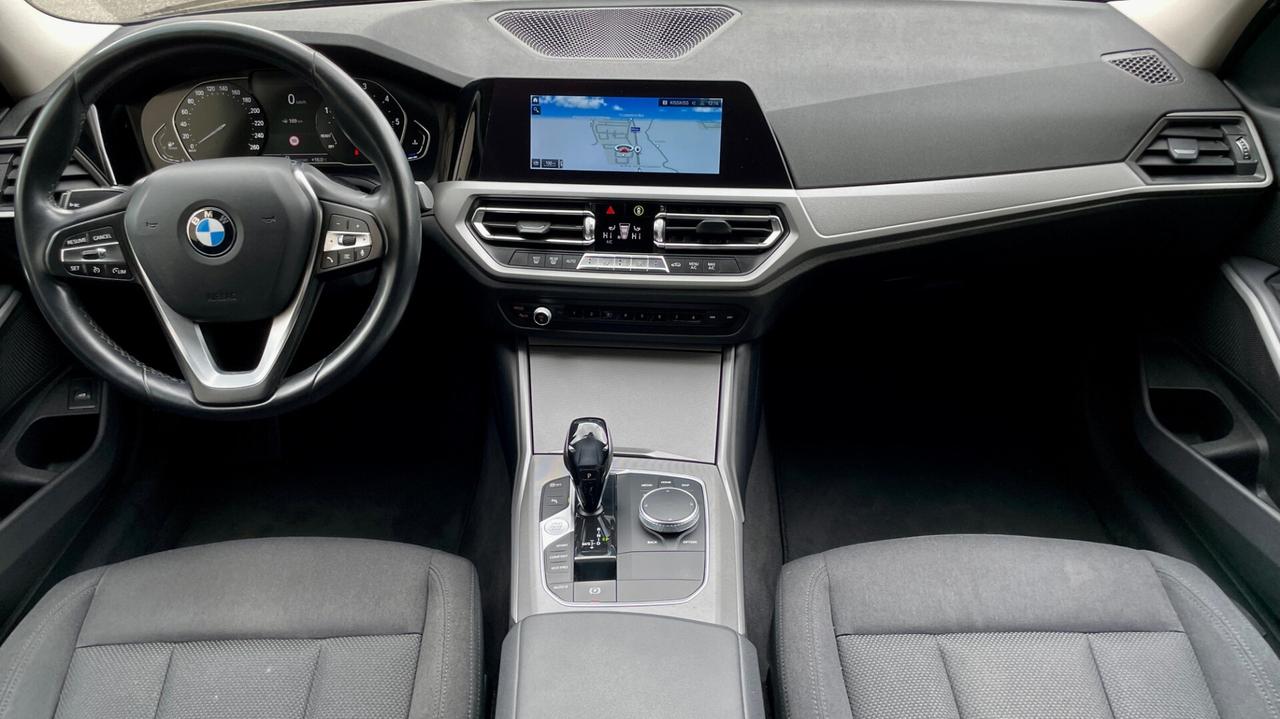 Bmw 320d Xdrive Touring Advantage LED