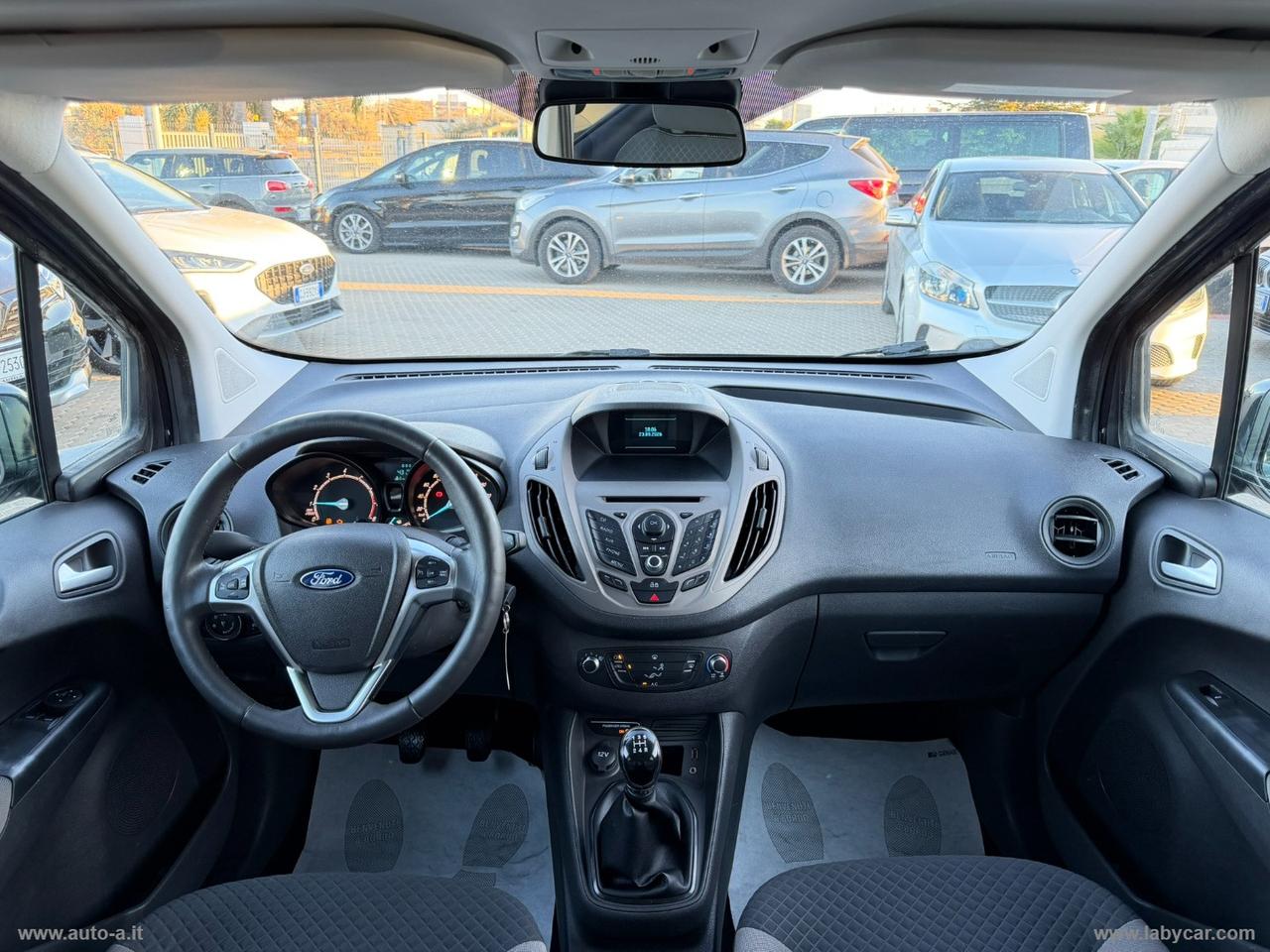 FORD Tourneo Courier 1.0 EcoBoost 100 CV TITANIUM
