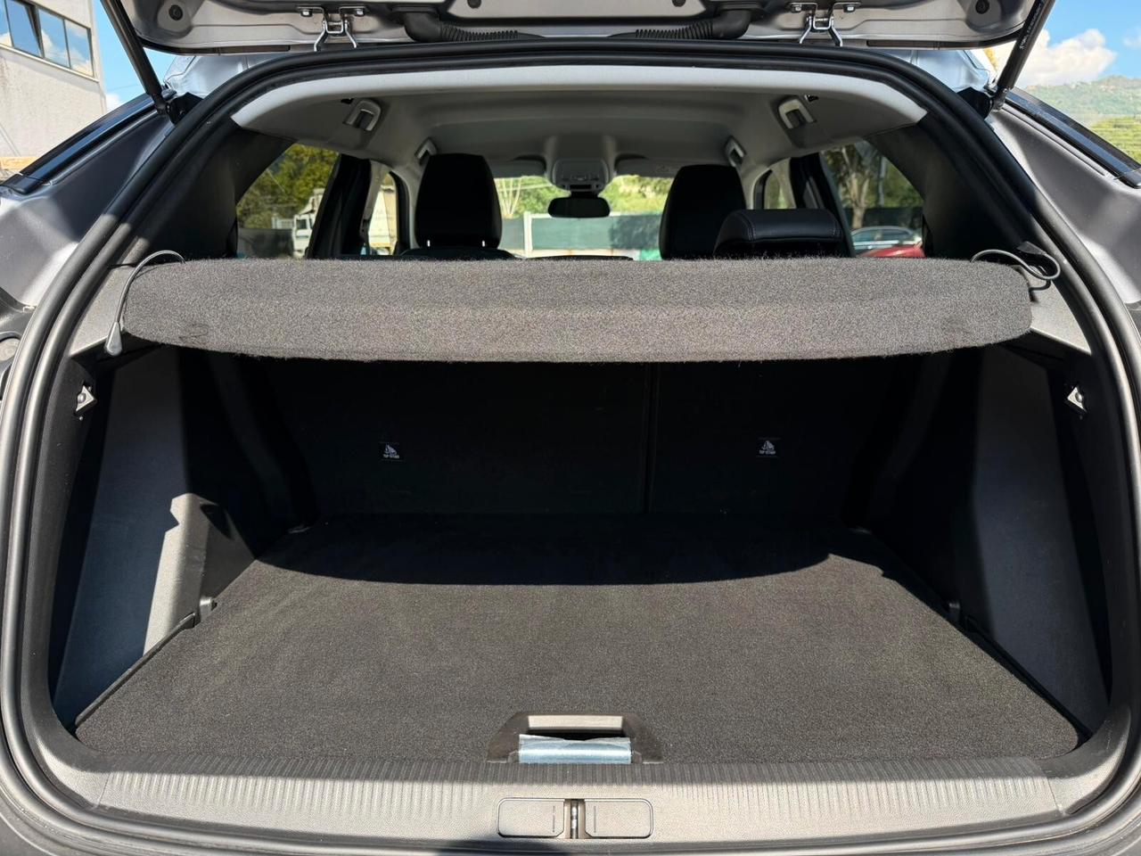 Peugeot 2008 BlueHDi 130 S&S EAT8 Allure