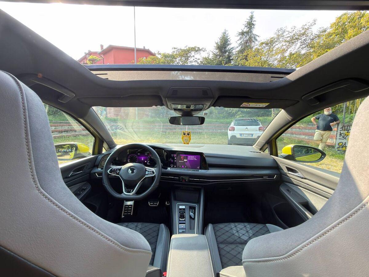 Volkswagen Golf 1.5 etsi evo R-Line 150cv dsg