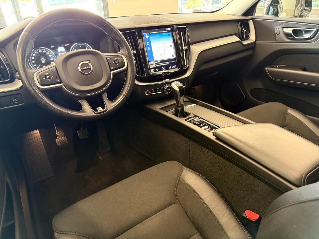 Volvo XC 60 XC60 D4 R-design