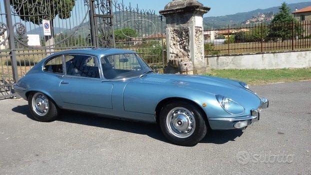 Italiana targa Milano